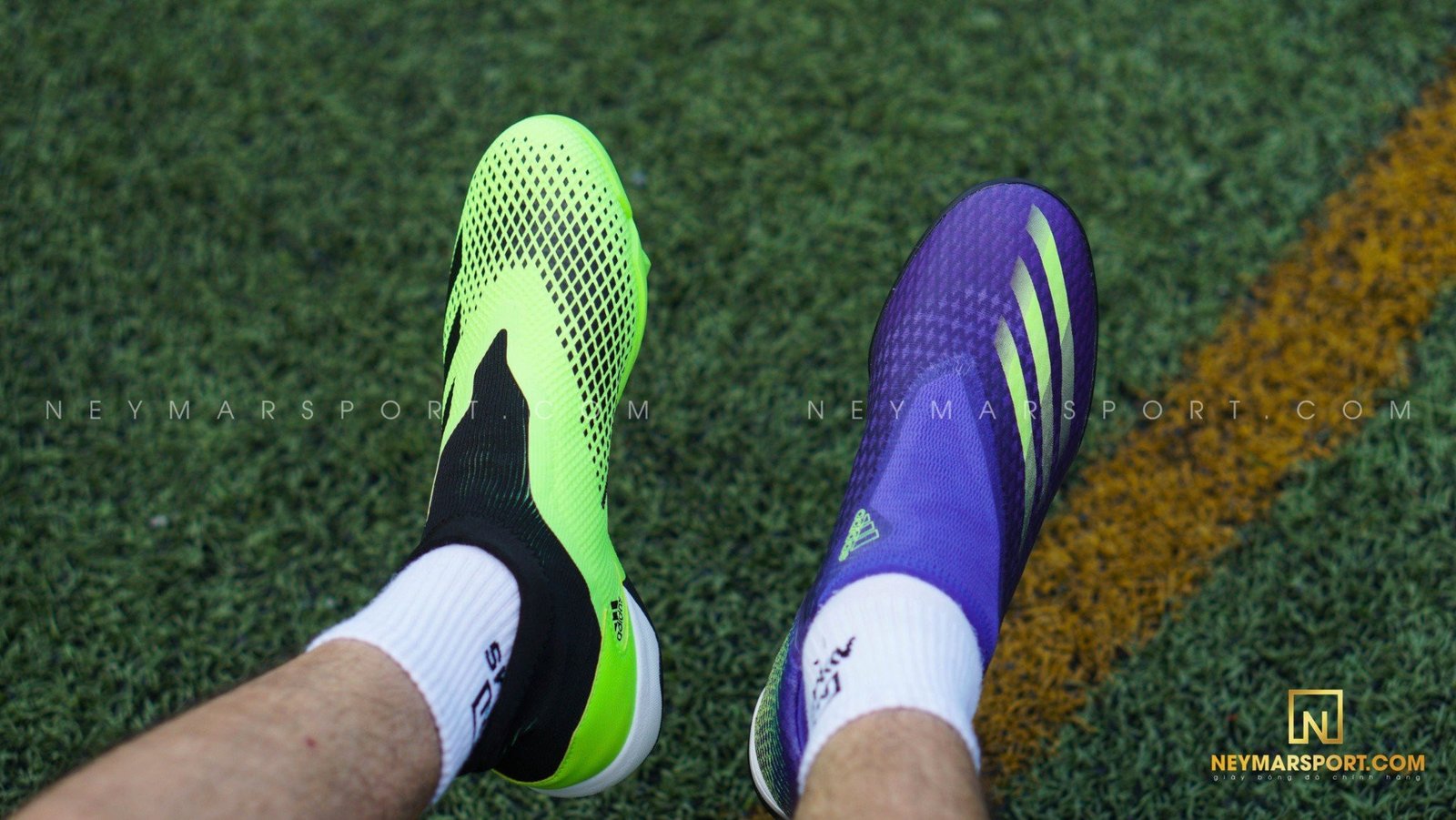 Cận cảnh thiết kế ôm chân của giày đá bóng Adidas không dây