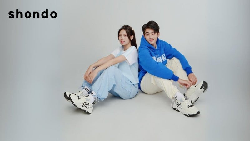 Cân nhắc chất liệu giày khi chọn size phù hợp cho chân 23cm