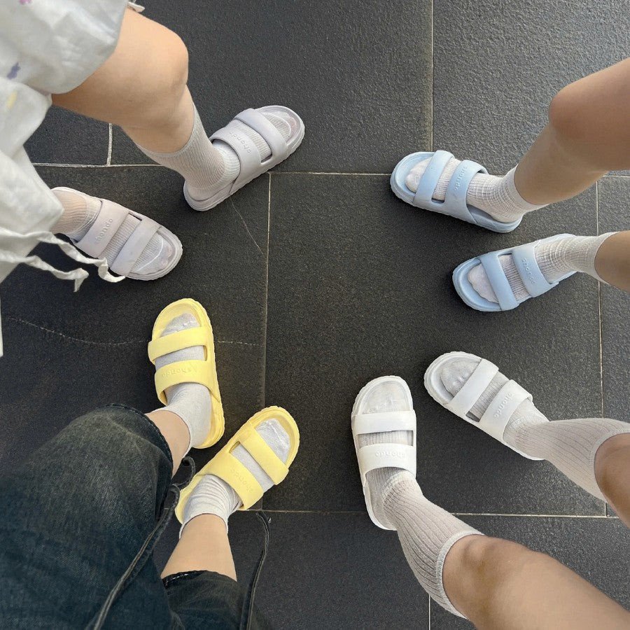 Chất liệu giày da và vải khi chọn size