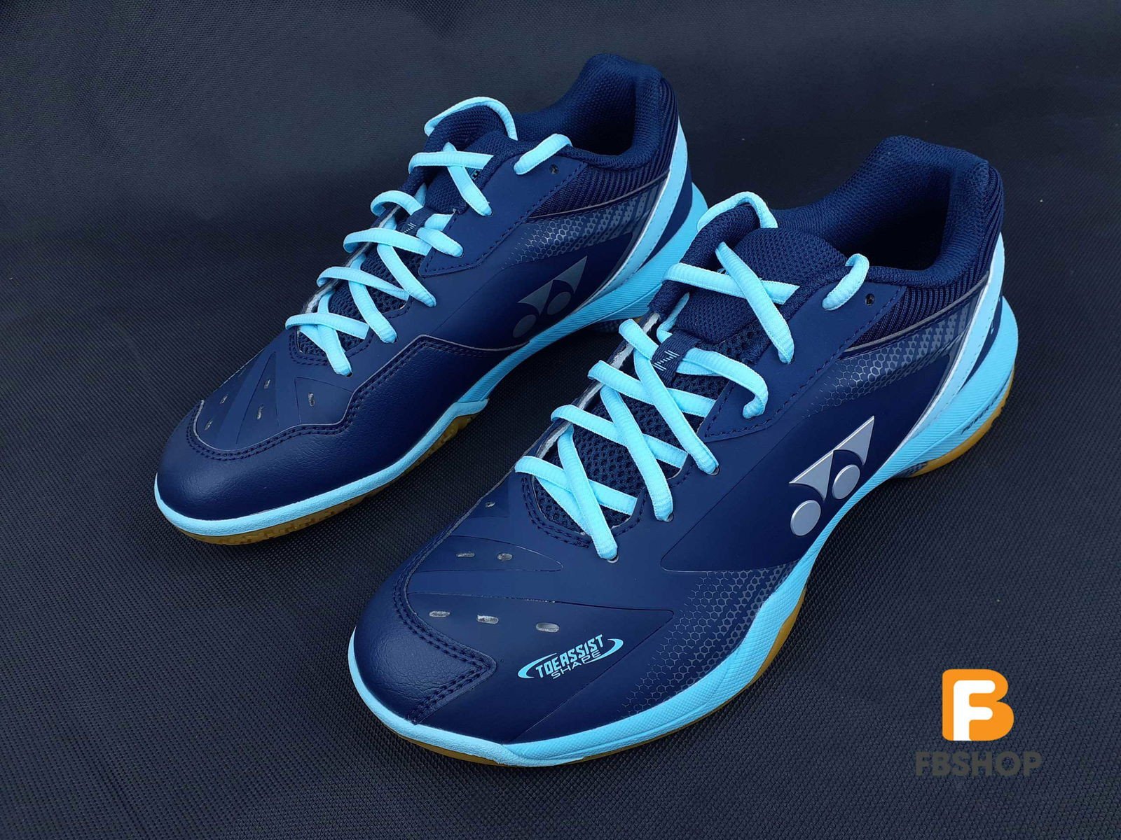 Chi tiết đế giày Yonex 65Z3 Xanh Navy với công nghệ Hexagrip chống trượt
