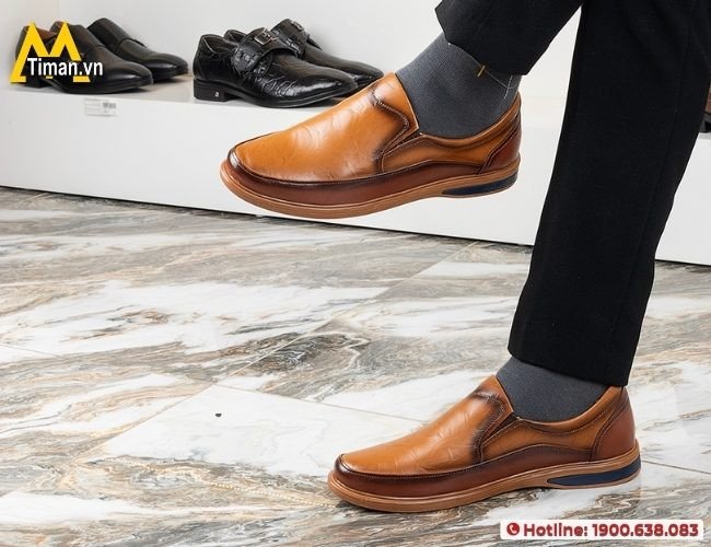 Chọn đúng size giày lười nam da bò giá rẻ để có trải nghiệm đi lại thoải mái nhất