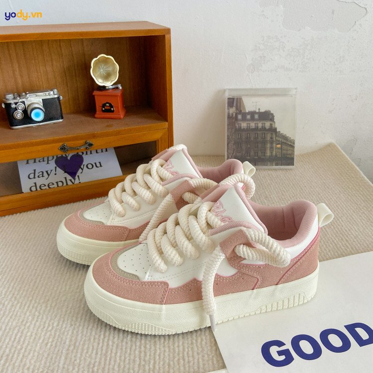 Chọn giày dép cho bàn chân gân guốc