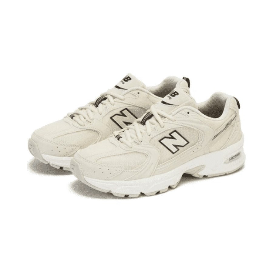 Chọn size New Balance 530 nữ với phối màu trắng ngà tinh tế