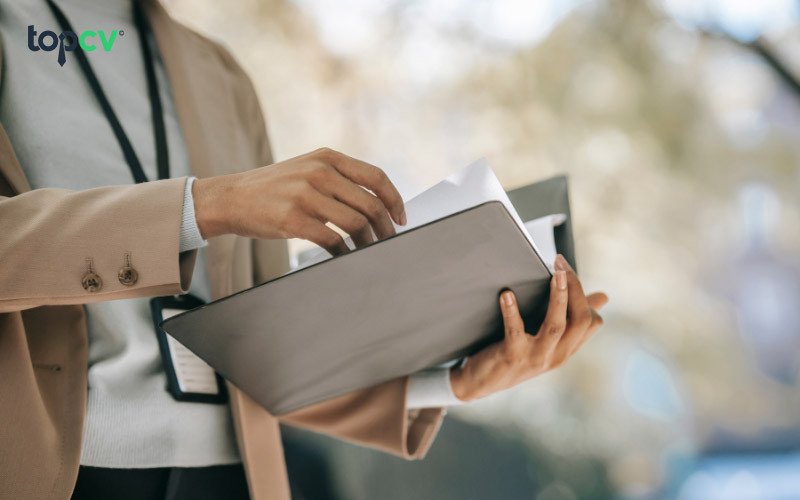 Chuẩn bị nhiều bộ hồ sơ xin việc để linh hoạt ứng tuyển