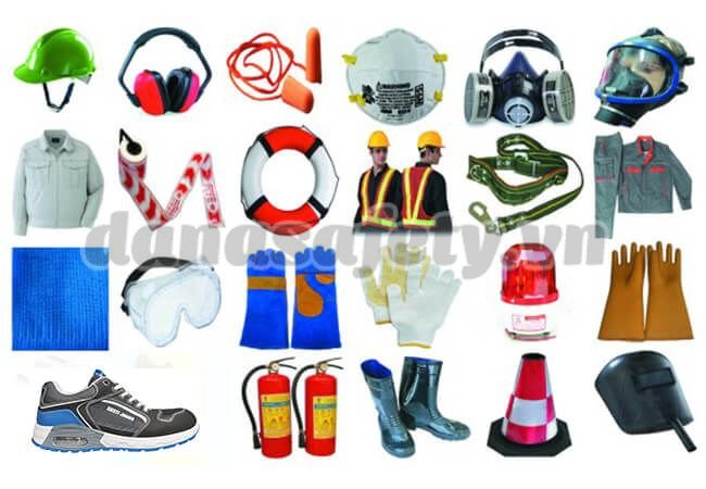 Công nhân xây dựng tại Đà Nẵng trang bị đầy đủ PPE, bao gồm giày bảo hộ lao động bền chắc