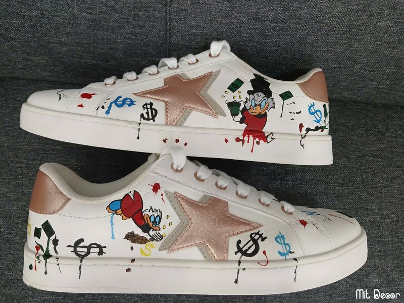 Cửa hàng custom sneaker chuyên nghiệp