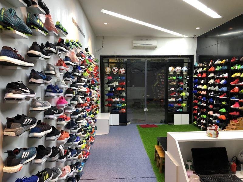 Cửa hàng Soccerstore chuyên về các sản phẩm giày bóng đá chất lượng cao