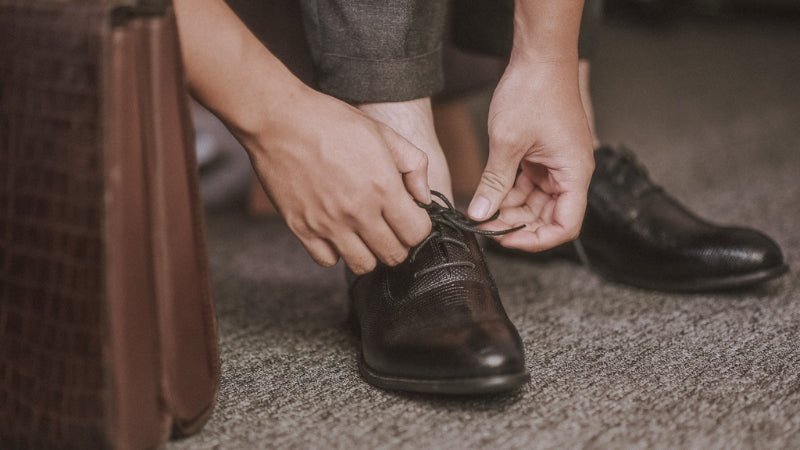 Đảm bảo chân thoải mái khi thử giày, nên chọn cỡ lớn hơn một chút