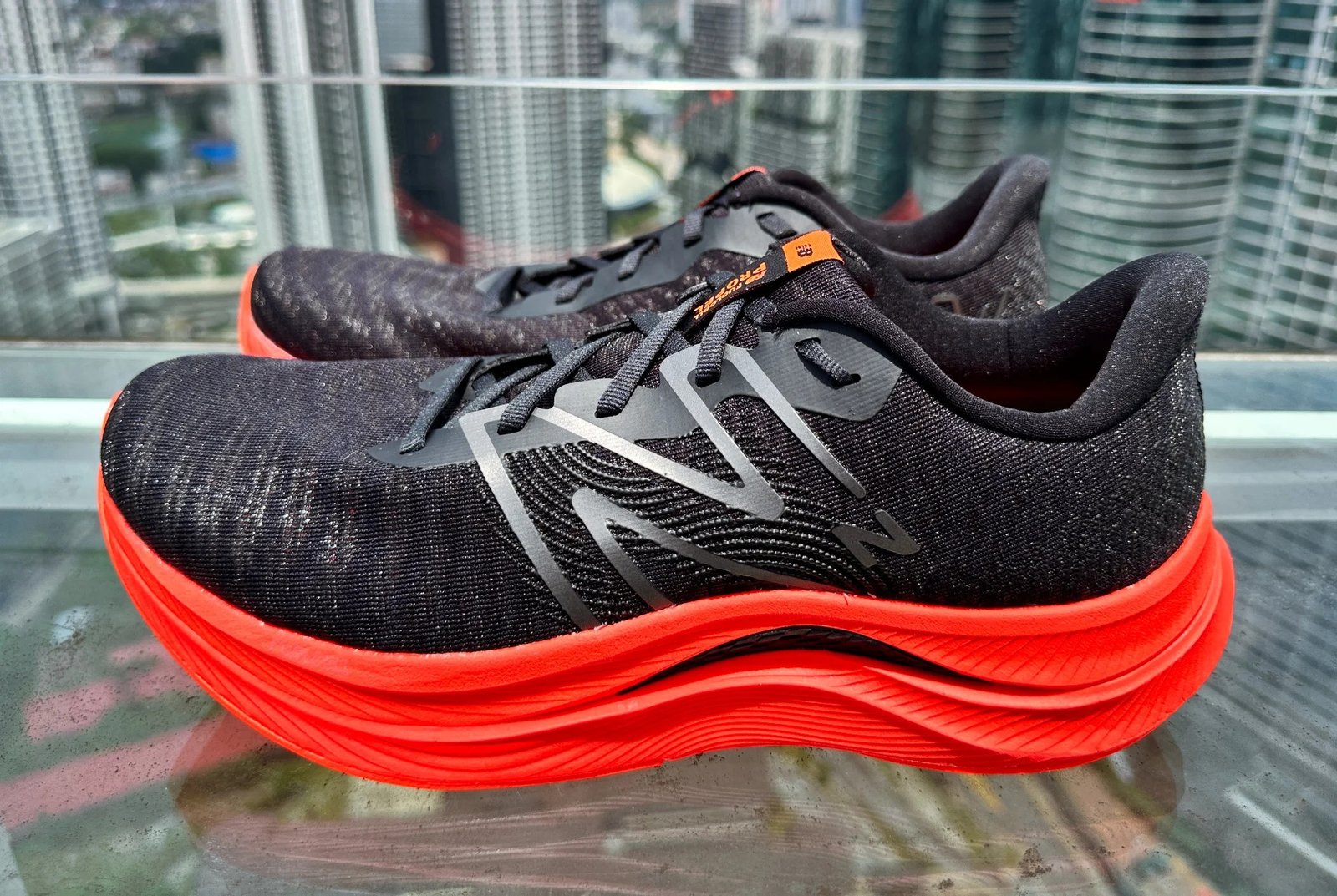 Đế giày đi bộ New Balance FuelCell Propel v4