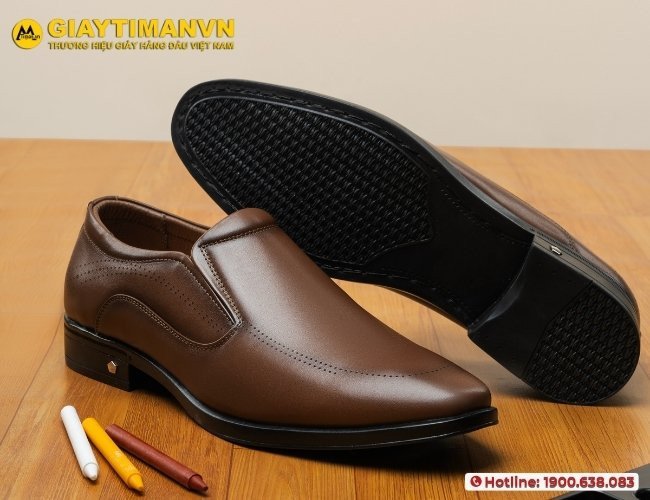 đế giày thể thao chất liệu cao su chịu lực và chống mài mòn tối ưu