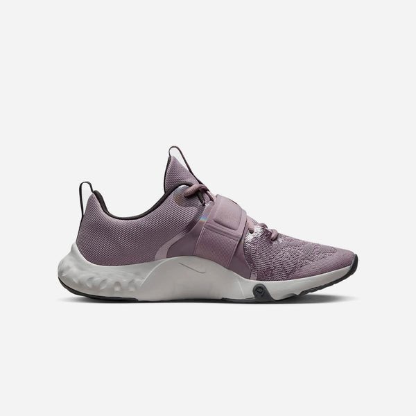 Khám Phá Giày Tập Gym Nữ Adidas: Lựa Chọn Tối Ưu Cho Phái Đẹp