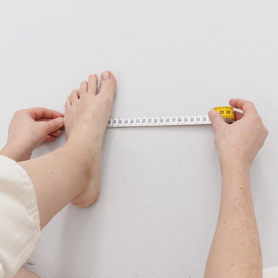 Đo chiều rộng bàn chân tại các điểm to nhất