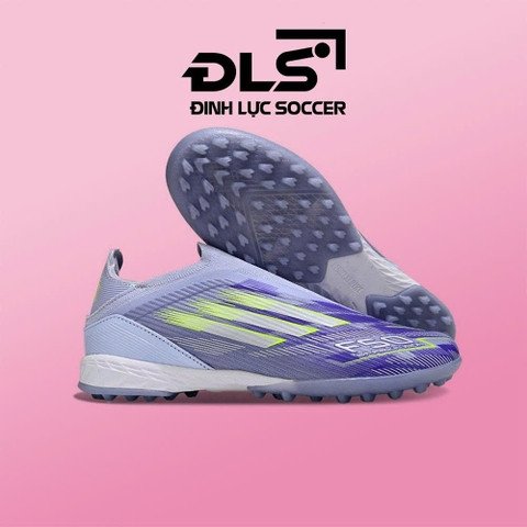 Đôi giày bóng đá tốt Adidas F50 Elite Laceless màu tím, công nghệ Lightstrike, phù hợp cho sân nhân tạo.