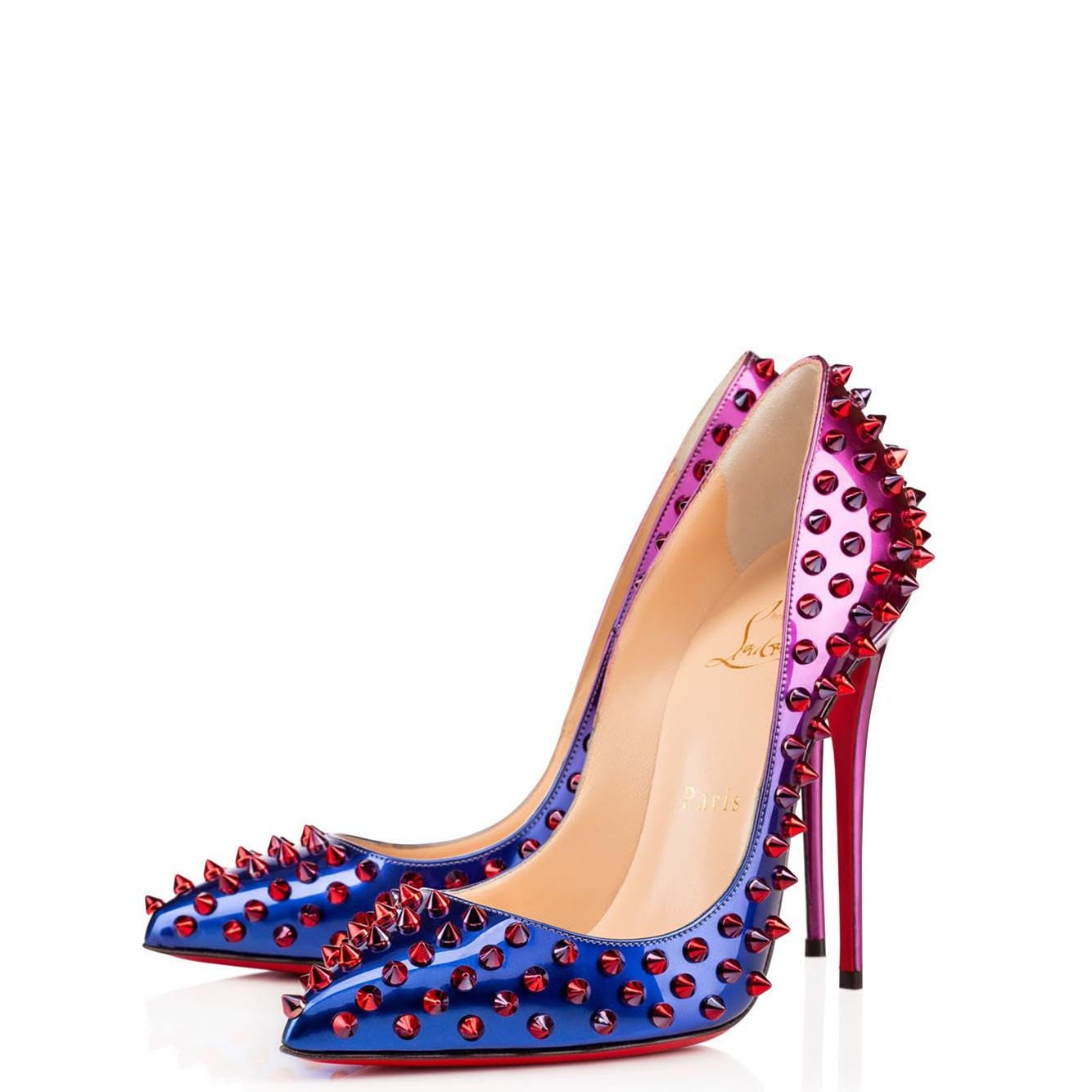 Đôi giày cao gót Louboutin Follies Spikes nạm đinh cá tính