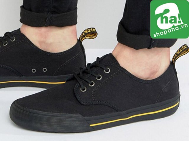 Đôi giày lười Dr. Martens màu đen sang trọng, chất liệu da cao cấp