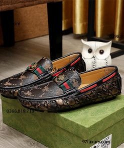Đôi giày lười nam Gucci hàng hiệu màu đen bóng sang trọng và lịch lãm