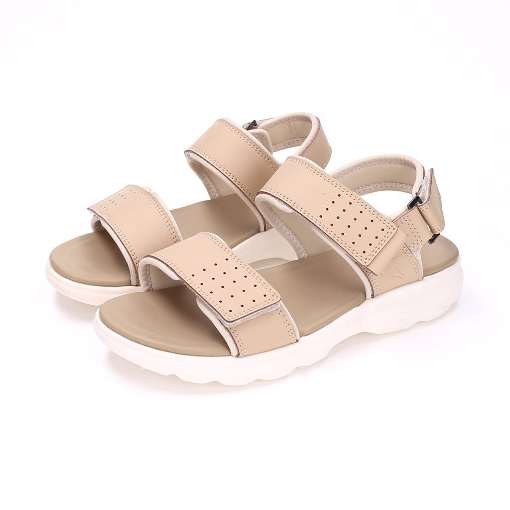 Đôi sandal Biti’s năng động với đế chắc chắn và quai hậu thoải mái