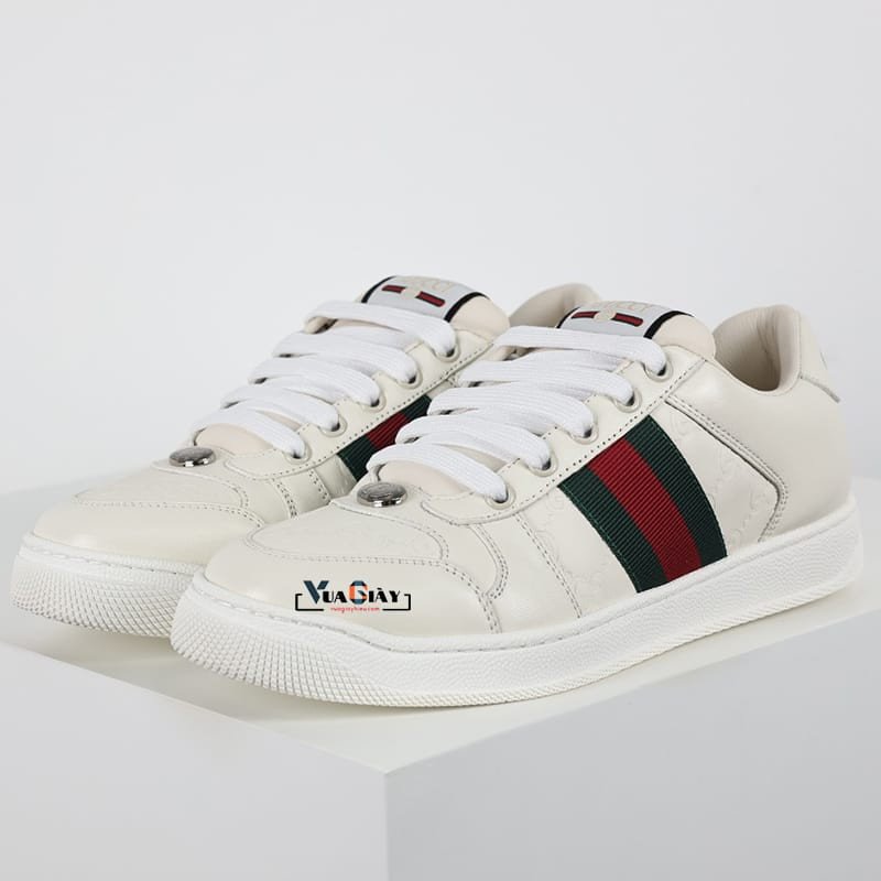 Đôi sneaker Gucci Screener trắng phong cách của Sơn Tùng