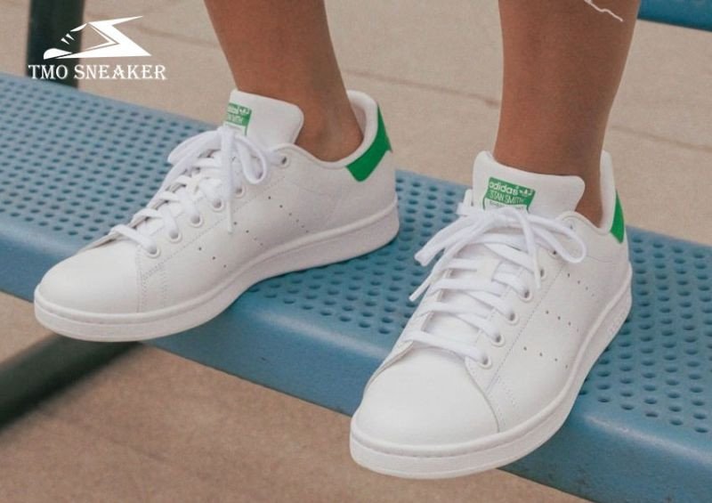 Giày Adidas Stan Smith Fairway với họa tiết xanh lá cổ điển, một lựa chọn giày thể thao hot 2025