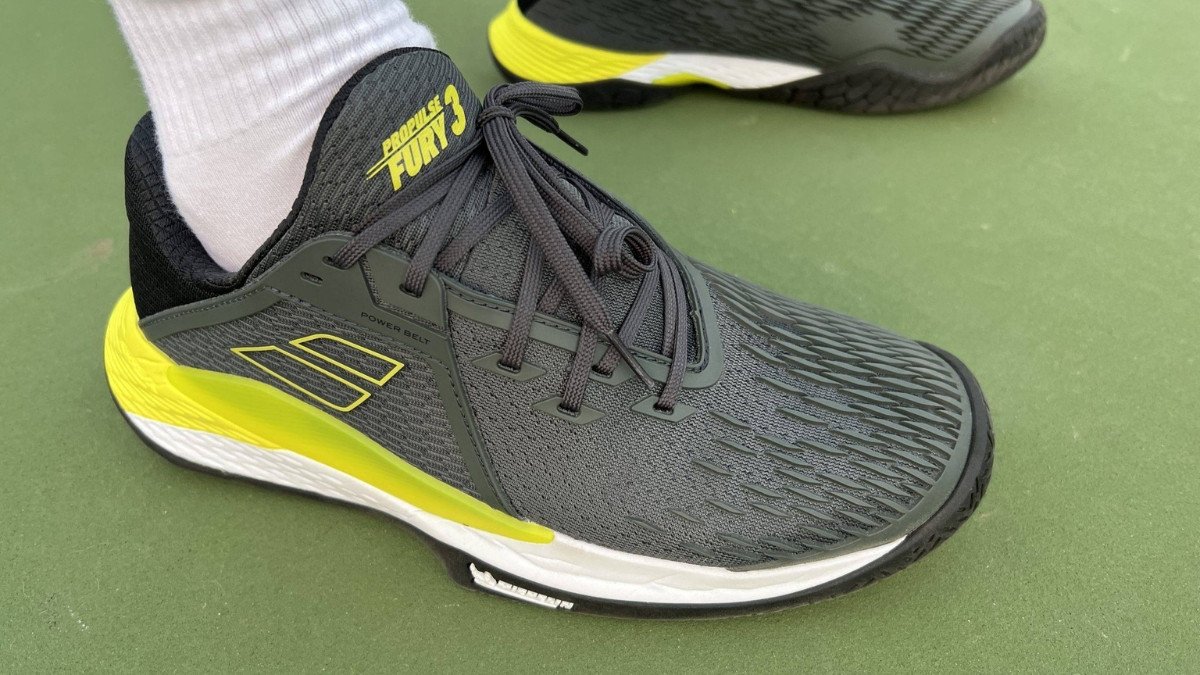 Giày Babolat Propulse mang lại sự ổn định và bền bỉ