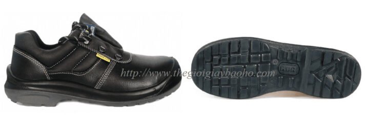 Giày bảo hộ King Power KPR L026 với thiết kế thấp cổ, màu đen