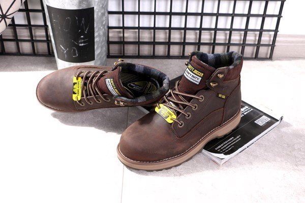 Giày bảo hộ Safety Jogger đa dạng mẫu mã và tính năng