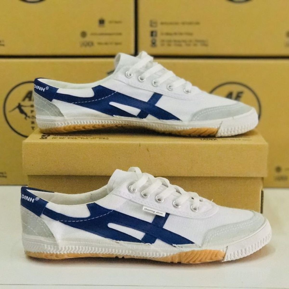 Giày bata Thượng Đình, đôi giày vải bền bỉ và kinh tế cho người Việt