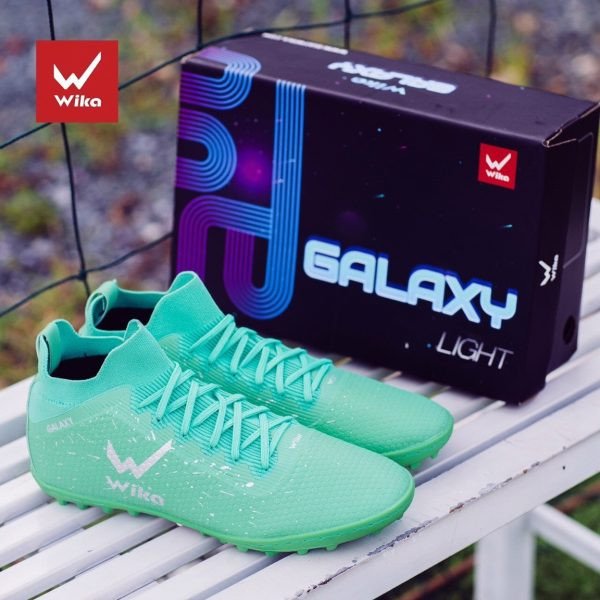 Giày bóng đá Wika Galaxy Light màu xanh lam đậm cá tính