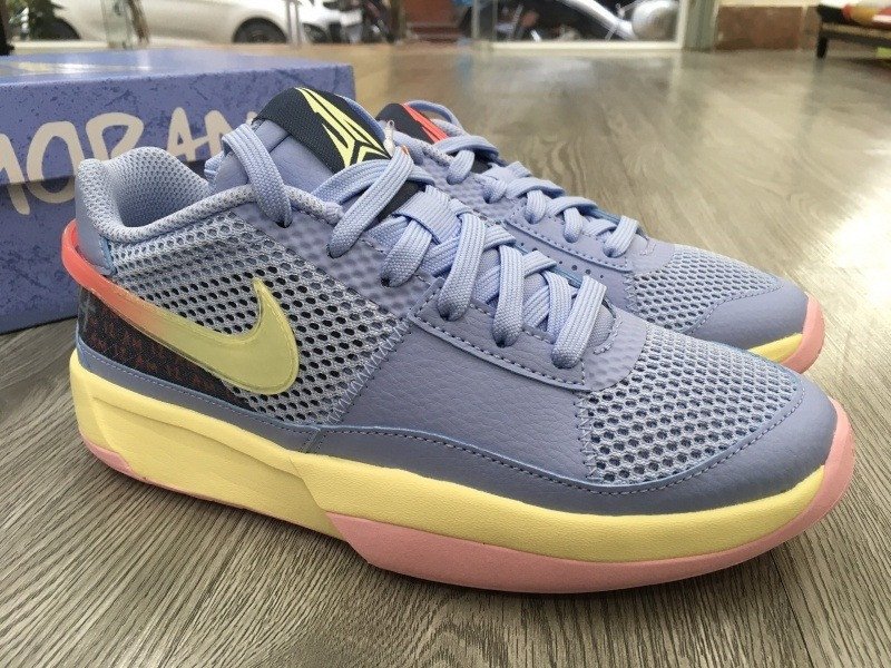 Giày bóng rổ trẻ em Nike Ja 1