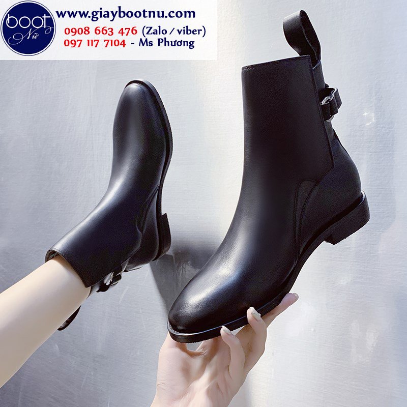 Giày boot nữ cổ thấp đế bệt thiết kế cổ lửng hiện đại