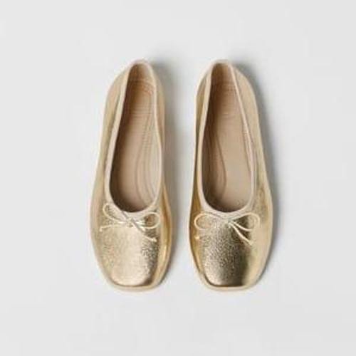 Giày búp bê màu nude nhẹ nhàng, phù hợp cho giày nữ size 34 dạo phố