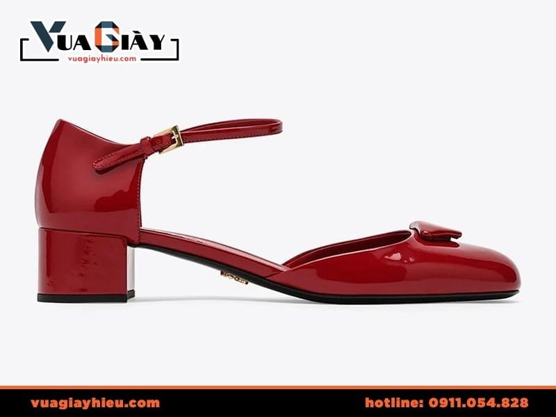 Giày cao gót Prada Patent Leather Pumps màu đỏ quyến rũ