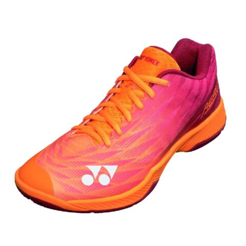 Giày cầu lông Yonex Aerus Z2 men phối màu cam hồng năng động, thể hiện thiết kế siêu nhẹ.