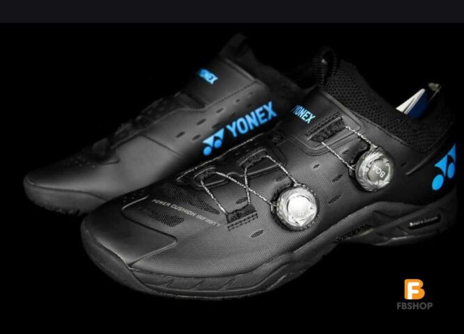 Giày cầu lông Yonex Power Cushion Infinity 2 màu đen nổi bật