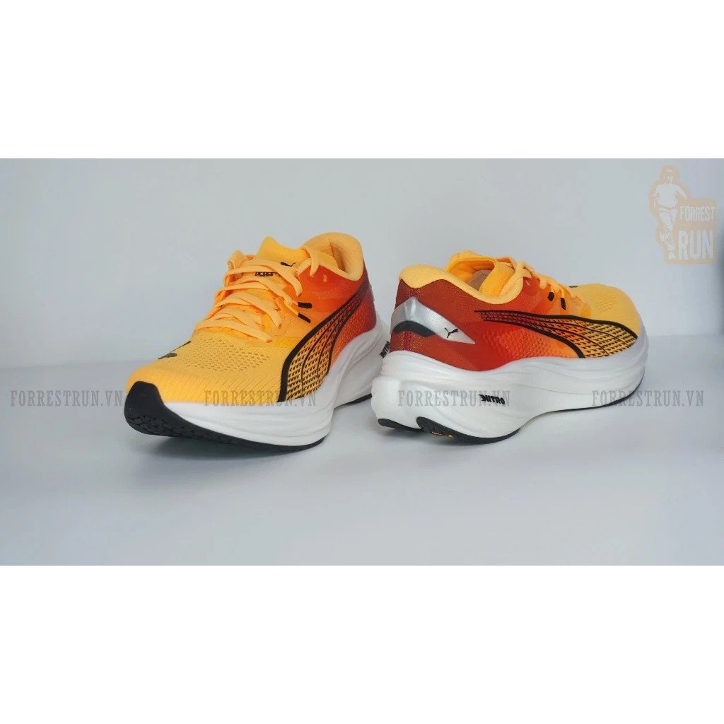 Giày chạy bộ nam Puma Nitro 3 hiển thị đế ngoài PUMAGRIP và thân giày thoáng khí