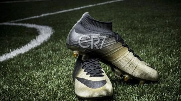 Giày đá bóng CR7 cổ cao Nike Mercurial Superfly 4 CR7 SE Rare Gold