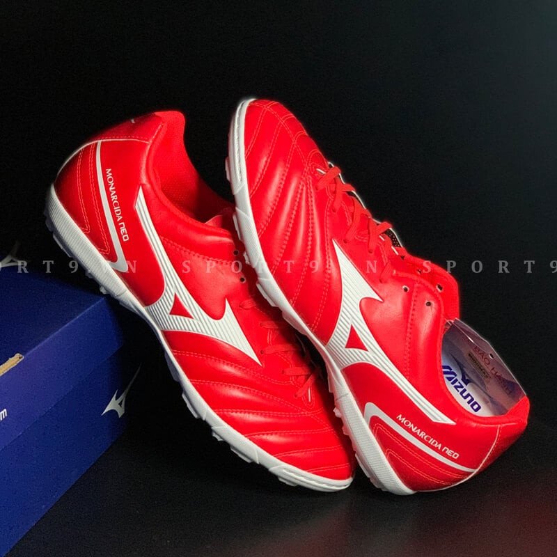 Giày đá bóng Mizuno Monarcida Neo II Select As màu đỏ với chất liệu PU êm ái
