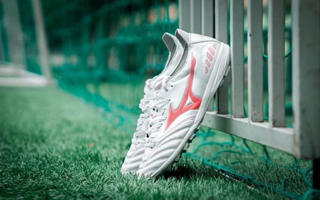 Giày đá bóng Mizuno Neo 3 TF cho sân cỏ nhân tạo