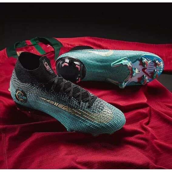 Giày đá bóng Nike Mercurial CR7 Chapter 6 Born Leader thể hiện vai trò thủ lĩnh của CR7
