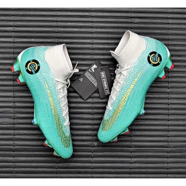 Giày đá bóng Nike Mercurial Superfly 6 CR7 bản giới hạn với tông xanh Bồ Đào Nha