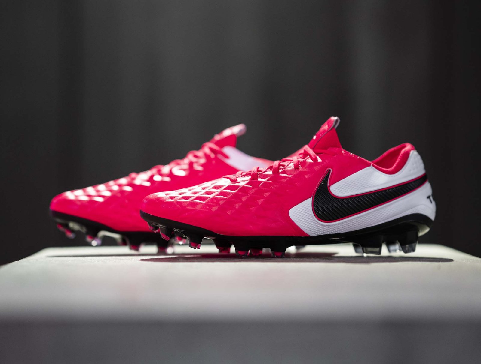 Giày đá bóng Nike Tiempo Legend VIII – Future Lab