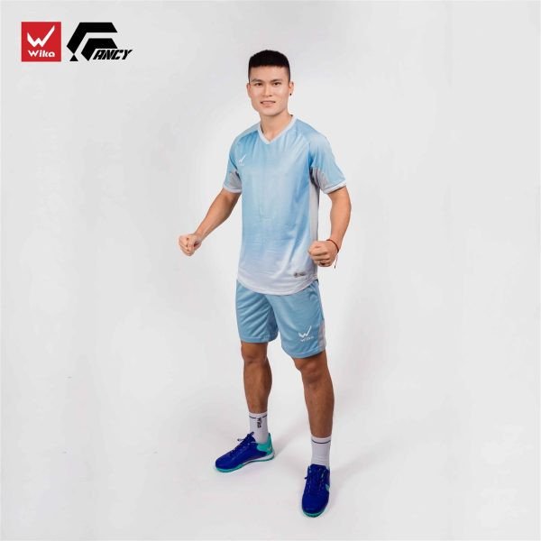 Giày đá bóng Wika Fancy màu navy, cách bảo quản giày bền lâu