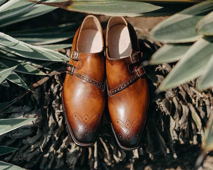 Giay Huy Hoang VN với hơn 20 năm kinh nghiệm chế tác giày tây nam