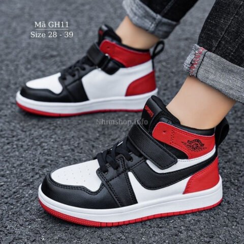 Giày Jordan cho bé trai cổ cao phối màu trắng đỏ đen