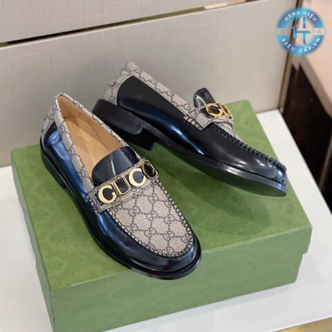 Giày lười Gucci nam authentic màu đen với thiết kế dễ xỏ, mang lại sự thoải mái tối ưu