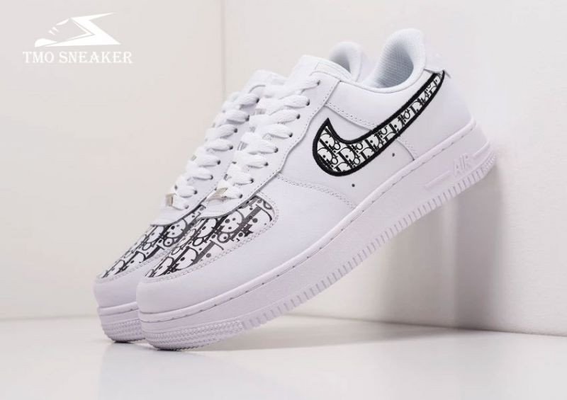 Giày Nike Air Force 1 Dior, sự kết hợp đẳng cấp của hai thương hiệu, là mẫu giày sneaker hot 2025 độc đáo.