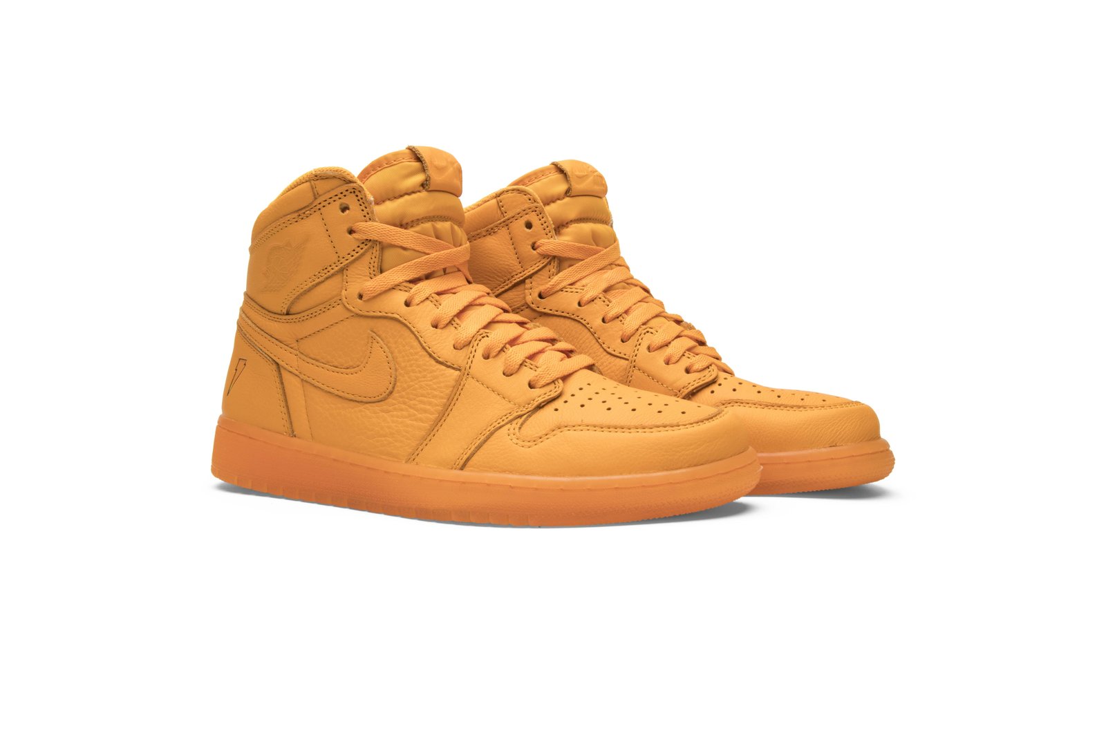 Giày Nike Air Jordan 1 Retro High OG Gatorade Orange Peel độc đáo.