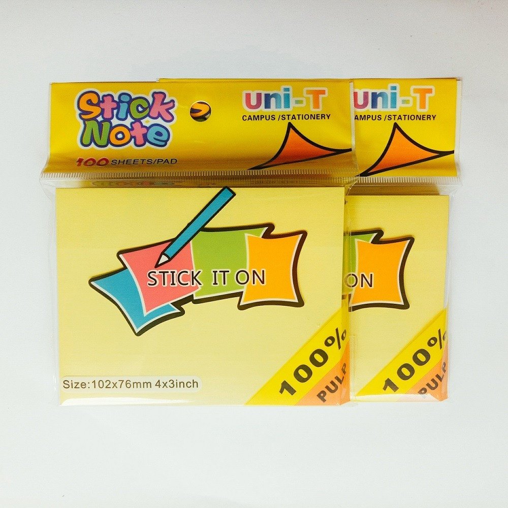 Giấy note vàng Uni T kích thước 3x4 inch, cung cấp không gian đủ rộng cho ghi chép chi tiết.