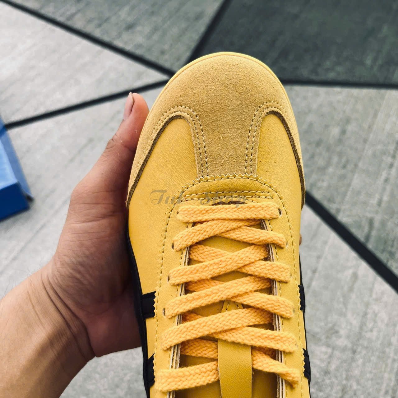 Giày Onitsuka Tiger nữ Mexico 66 vàng đen cổ điển