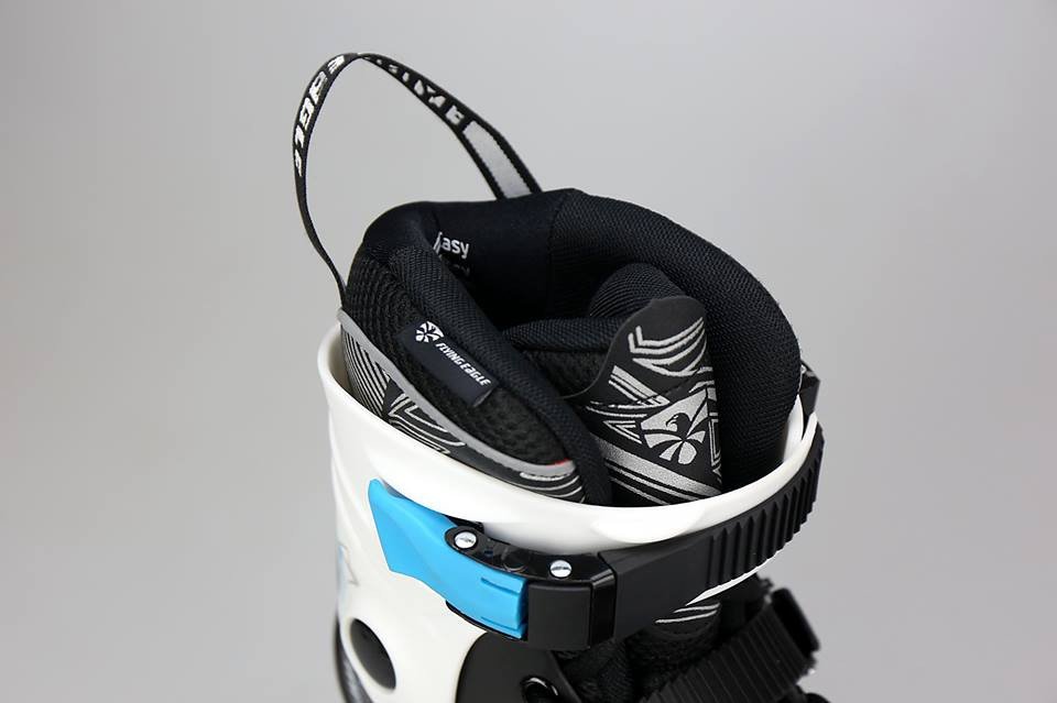 Giày patin Flying Eagle F1S với lót trong có thể tháo giặt dễ dàng